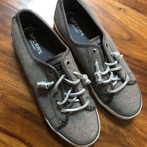 8.5 Gray Sparkle Sperrys
